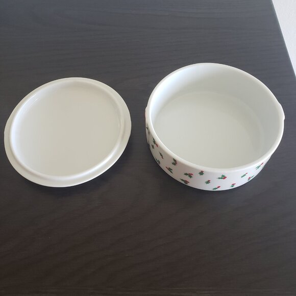 Himark Holidays Vintage Christmas Holly and Berry Trinket Box - Picture 5 of 8